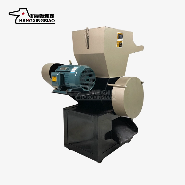 Plastic waste shredder